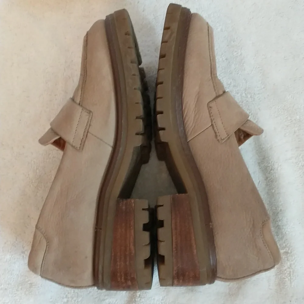 Gentle Souls By Kenneth Cole, Beige Leather My Lug Soul Loafer, Women's Size 8.5